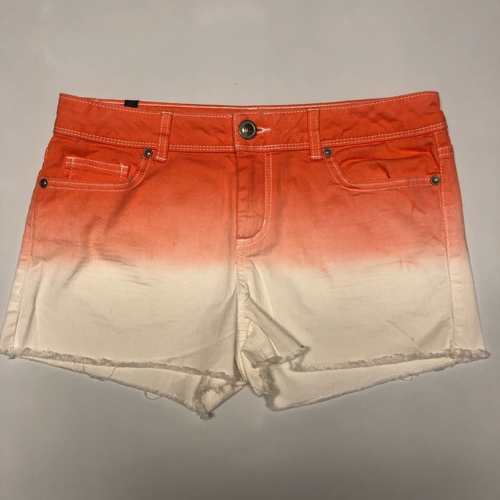 Lauren Conrad mid rise short size 10